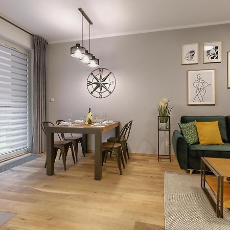 Zentrum II Apartament Parking By Impero Познань Экстерьер фото